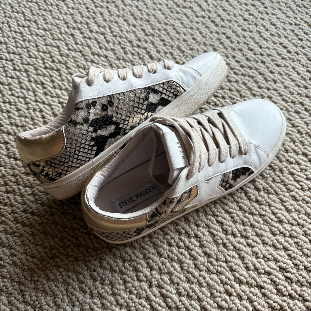Steve Madden White and Snake Print Sneakers